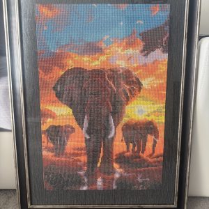 "Elephant Sunset – Handmade Diamond Painting 50×70 cm, ready to hang, in frame"